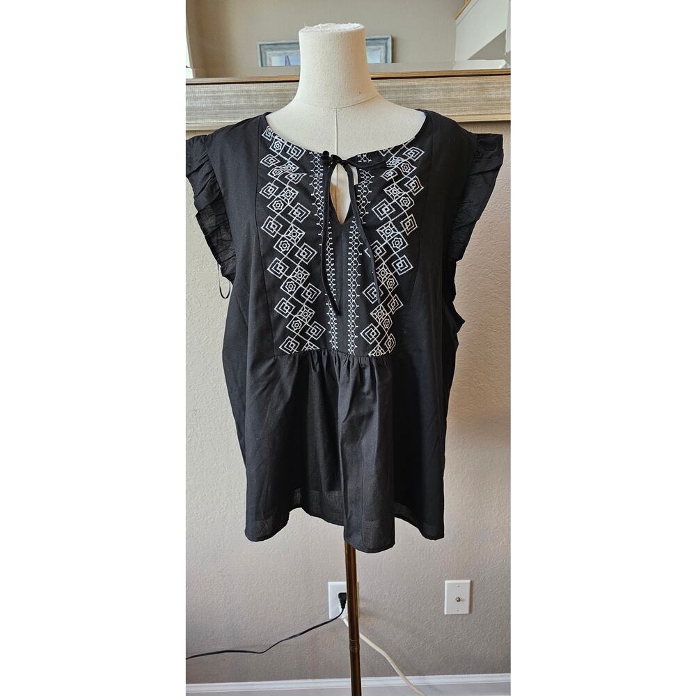 Draper James Geometric Embroidery Relaxed Flutter Sleeve Top Women Sz XXL Black - Picture 2 of 5